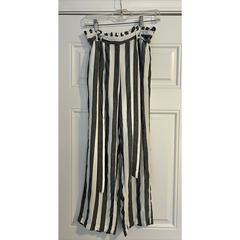 American Eagle Women's Size Medium Gray/ White Stripe Paper Bag Tie Waist  Pants